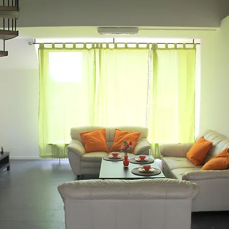 Kampus Penthouse *
